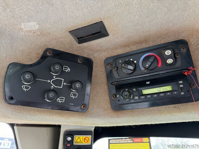 Road grader Caterpillar 140M