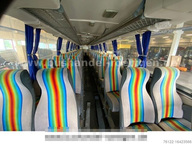 Bus MERCEDES-BENZ O 302/ Restourationsobjekt/ Oldtimer