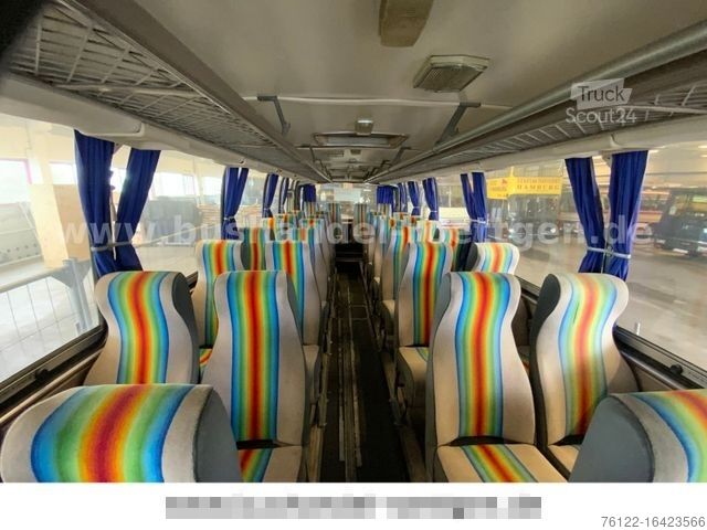 Bus MERCEDES-BENZ O 302/ Restourationsobjekt/ Oldtimer
