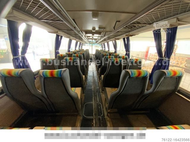 Bus MERCEDES-BENZ O 302/ Restourationsobjekt/ Oldtimer