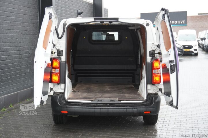 Delivery van Opel Vivaro 2.0 CDTI 122PK L2 Automaat EURO 6 - Airc...