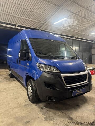 Van PEUGEOT BOXER FURGONE