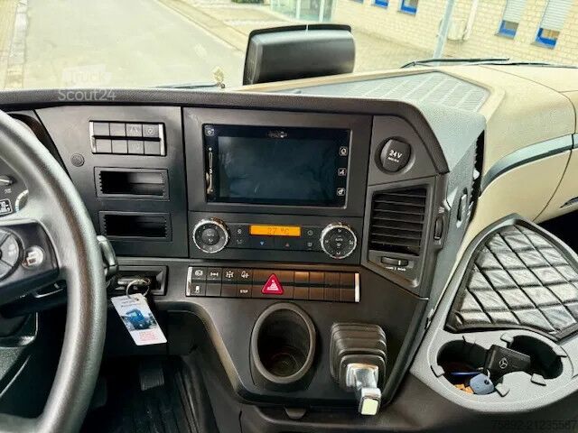 Standaard-SZM Mercedes-Benz Actros 1846 StreamSpace / Kipphydraulik / Euro 6