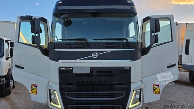 Standard tractor unit Volvo FH 500