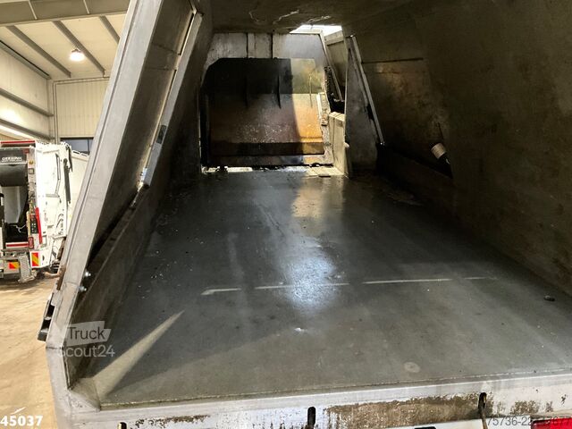 Hulladékgyűjtő jármű VW Crafter 2.5 TDI Terberg zijlader Just 115.247 Km!