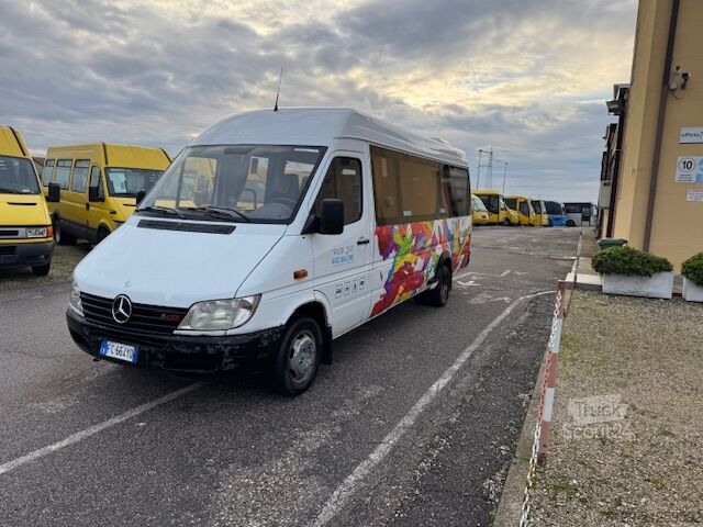 Minibusz Mercedes-Benz MB 416 CDI