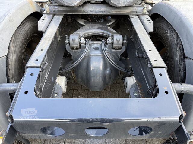 Standard tractor unit MAN TGS 18.420 4X4H BLS