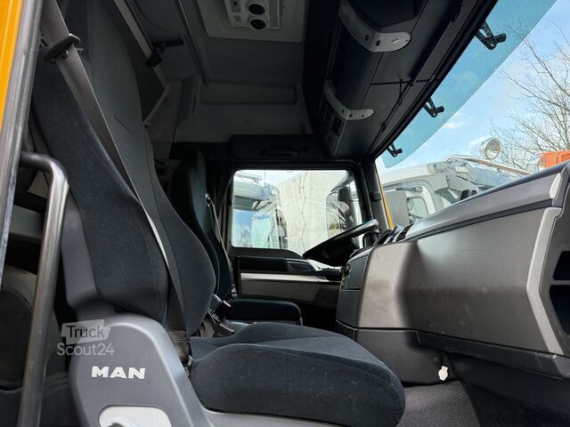 Standard tractor unit MAN TGS 18.420 4X4H BLS