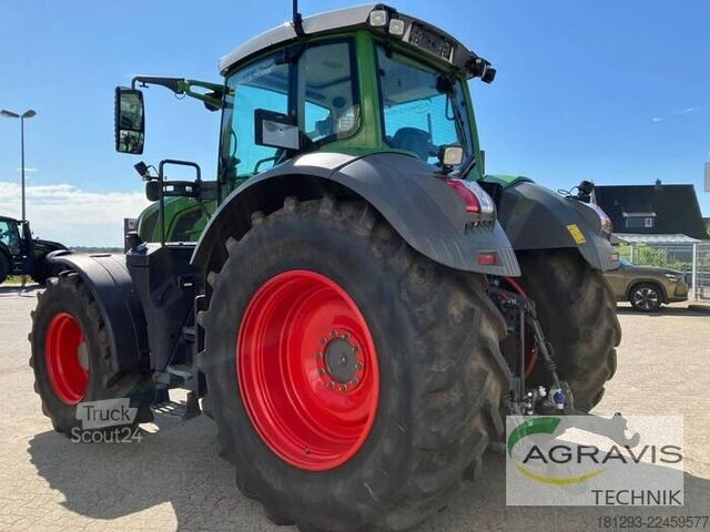 Tractor Fendt 828 VARIO S4