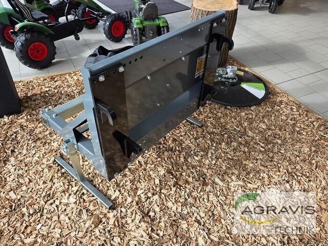 Traktorius GreenTec MULTITRÄGER FOX
