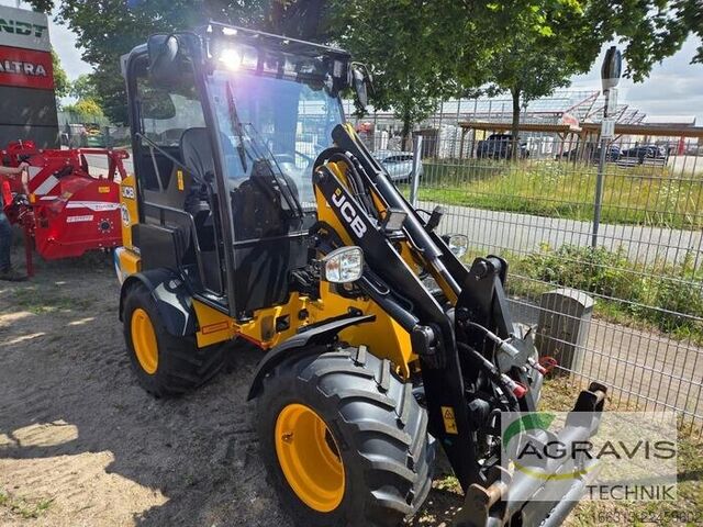 Piha-ajoneuvo JCB 403 E
