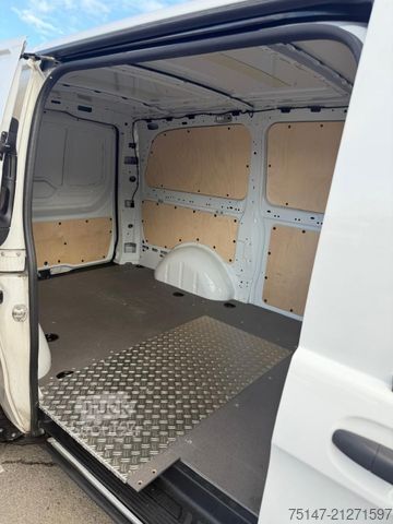 Furgone MERCEDES-BENZ 114 CDI Vito Unfallfahrzeug Klima
