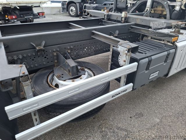 LKW-Fahrgestell MERCEDES-BENZ 2540 L Actros 6x2 Fahrschule 5-Sitzer Liftachse