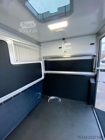 Kvægetransportør MERCEDES-BENZ STX Sprinter  GG 4,100KG  Haras Hengste