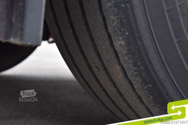 Pracovná plošinová náves Hangler Plateau 2x Lenkachse 1x Liftachse SAF