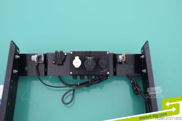 Otvorený náves s plachtou KÖGEL Palettenkasten Lochrahmen SAF - Achsen