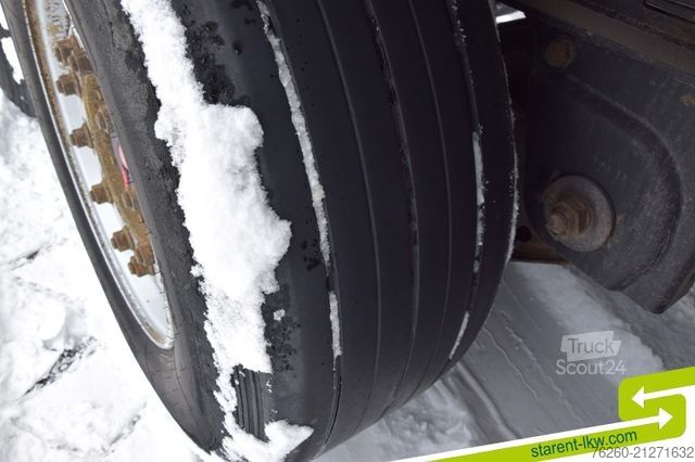Otvorený náves s plachtou KÖGEL Palettenkasten Lochrahmen SAF - Achsen