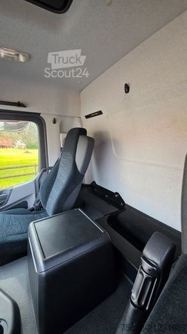 Ciężarówka jumbo MERCEDES-BENZ Antos 1830 Jumbozug Durchlader Standort Schweiz