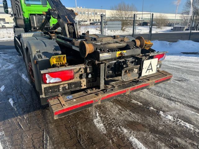 Camion benne à bras amovible MAN TGS 26.470 6x2 Abroller  HYVA Lift/Lenk