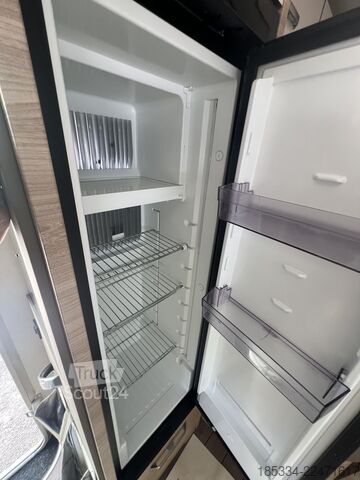 ημιενσωματωμένο αυτοκινούμενο τροχόσπιτο 2024 Fiat Ducato Weinsberg Carasuite Automatique | Couchages pour 5