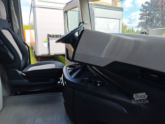Standard dragbil FORD F-MAX LUX LED, Intarder, Standklima, RDKS, Voll