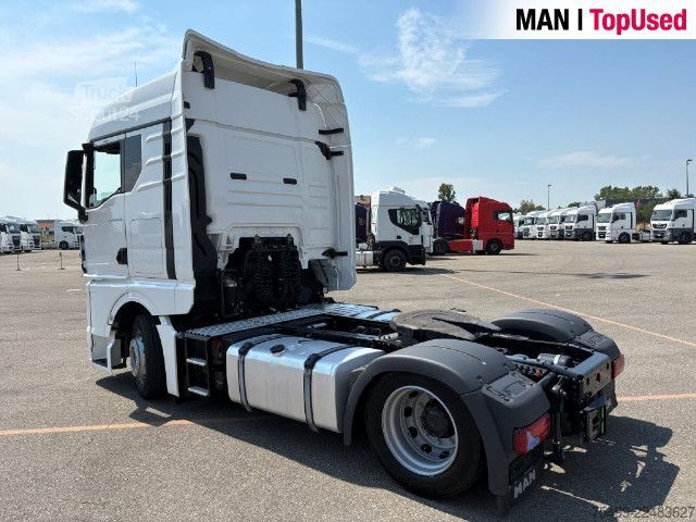 Volumen trækker MAN TGX 18.470 4x2 LL SA lowliner