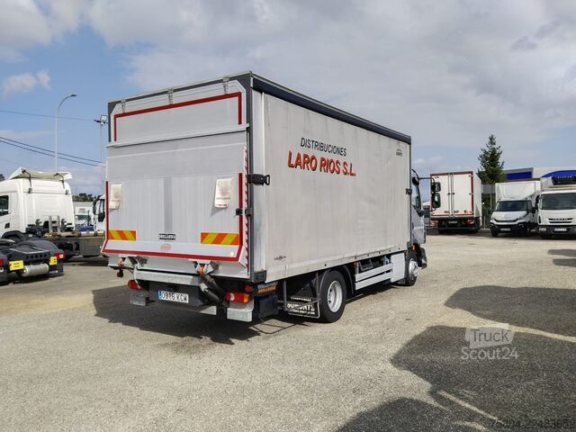 Ladbil med presenning Volvo FL 240
