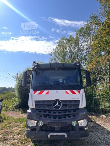 Kipper LKW Mercedes-Benz Arocs 2545 L 6x2