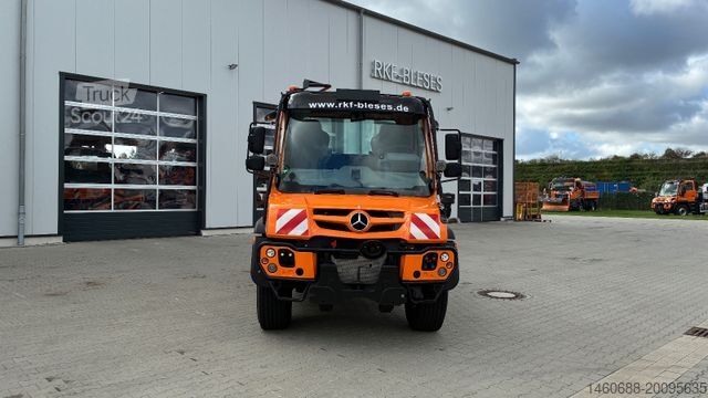 Camion à usage spécial MERCEDES-BENZ Unimog U435