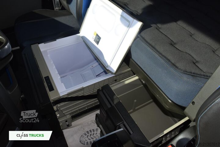 Standardni vlačilec VOLVO FH 460 Globetrotter XL i-Save