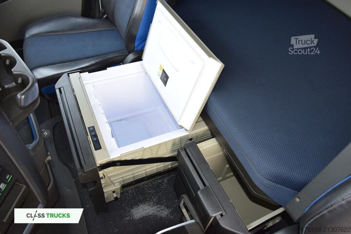 Standardni vlačilec VOLVO FH 460 Globetrotter XL Varios i-Save