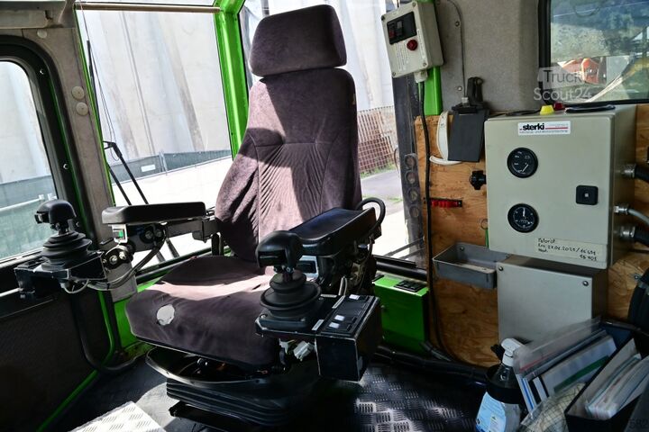 Faházszállító teherautó MAN 41.464  Häcksler + Kran 8x8 Allrad E3