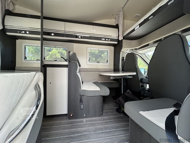 τροχόσπιτο αυτοκινούμενο Roller Team Kronos 284M | Ford Transit 2.0 TDCi 165 PS Automatik | 5 Sitzplätze