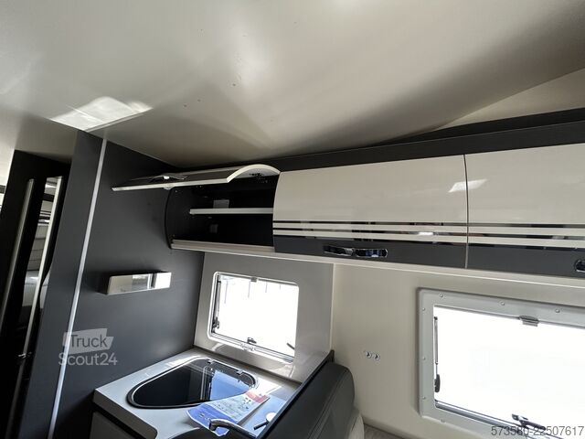 τροχόσπιτο αυτοκινούμενο Roller Team Kronos 284M | Ford Transit 2.0 TDCi 165 PS Automatik | 5 Sitzplätze