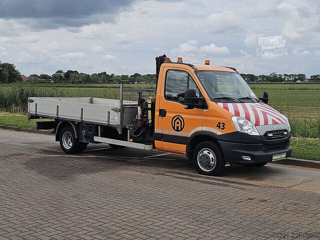 Platformslastbil med kran IVECO DAILY 50C17 3.0ltr Palfinger