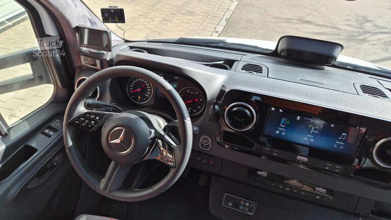 Mikroautobusas MERCEDES-BENZ 30 Sitzer Schul- Transferbus 519 Vorlauffahrzeug
