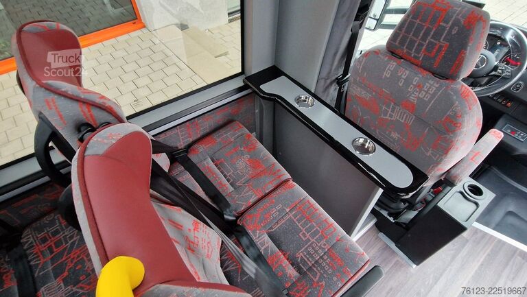 Mikroautobusas MERCEDES-BENZ 30 Sitzer Schul- Transferbus 519 Vorlauffahrzeug