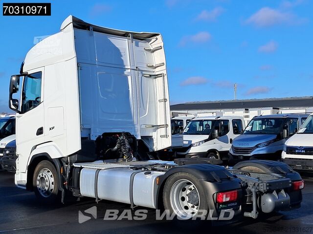 Volume SCM DAF XF 480 4X2 Mega LED ACC  2x Tank