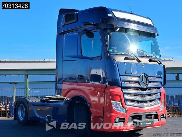 Štandard-SZM Mercedes Actros 1846 4X2 Bigspace Retarder Mirrorcam Navi