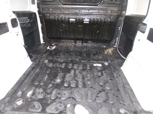 Bestelwagen Fiat DOBLO