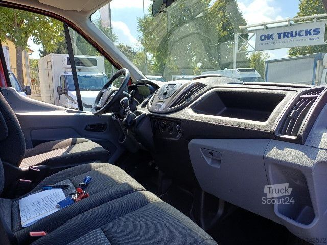 Pick-up kombi Ford TRANSIT