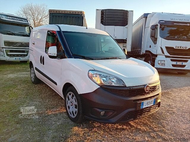 Bestelwagen Fiat DOBLO