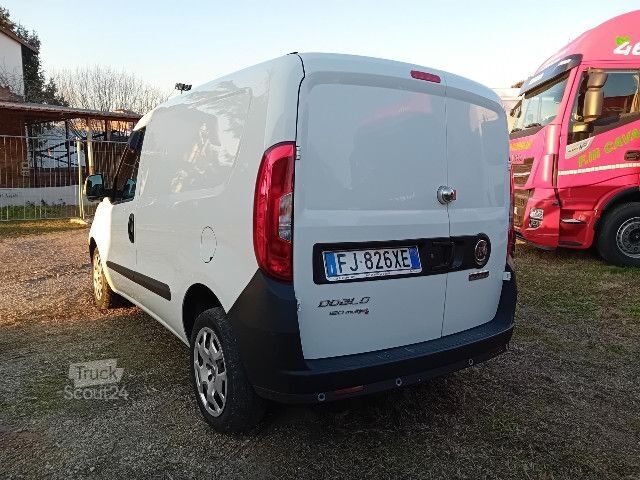 Bestelwagen Fiat DOBLO