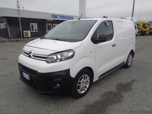 Slēgtais furgons Citroen JUMPY