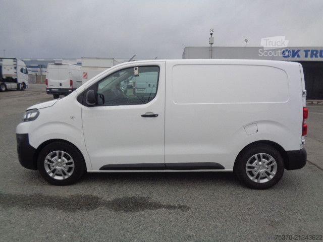 Slēgtais furgons Citroen JUMPY