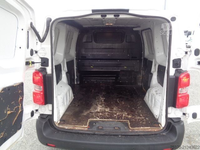 Slēgtais furgons Citroen JUMPY