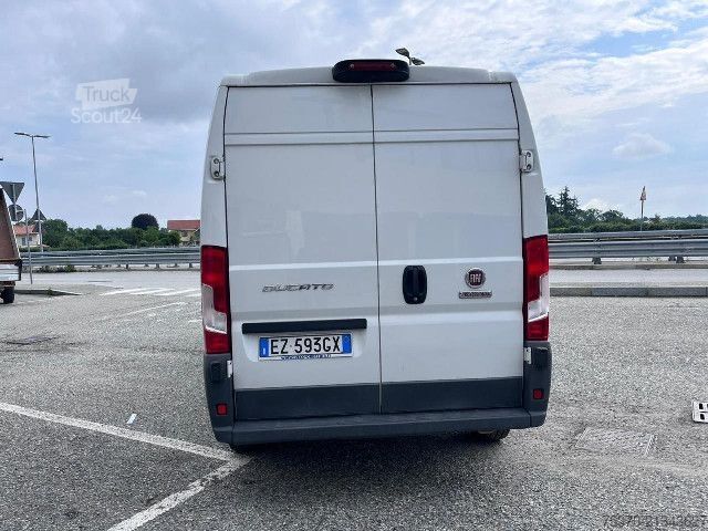 Fourgon tôlé Fiat DUCATO