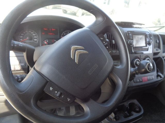 Slēgtais furgons Citroen JUMPER 35