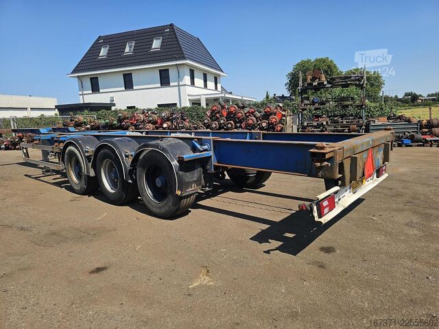Preprava kontajnerov HRD NT CON.40 foot extendible chassis  2 x 20 foot ...