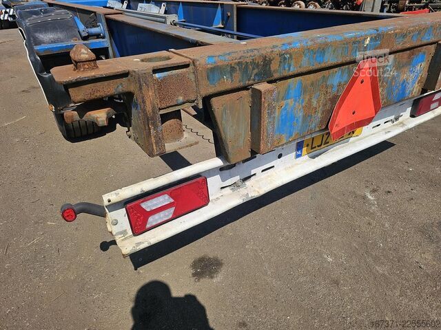 Trasporto di container HRD NT CON.40 foot extendible chassis  2 x 20 foot ...